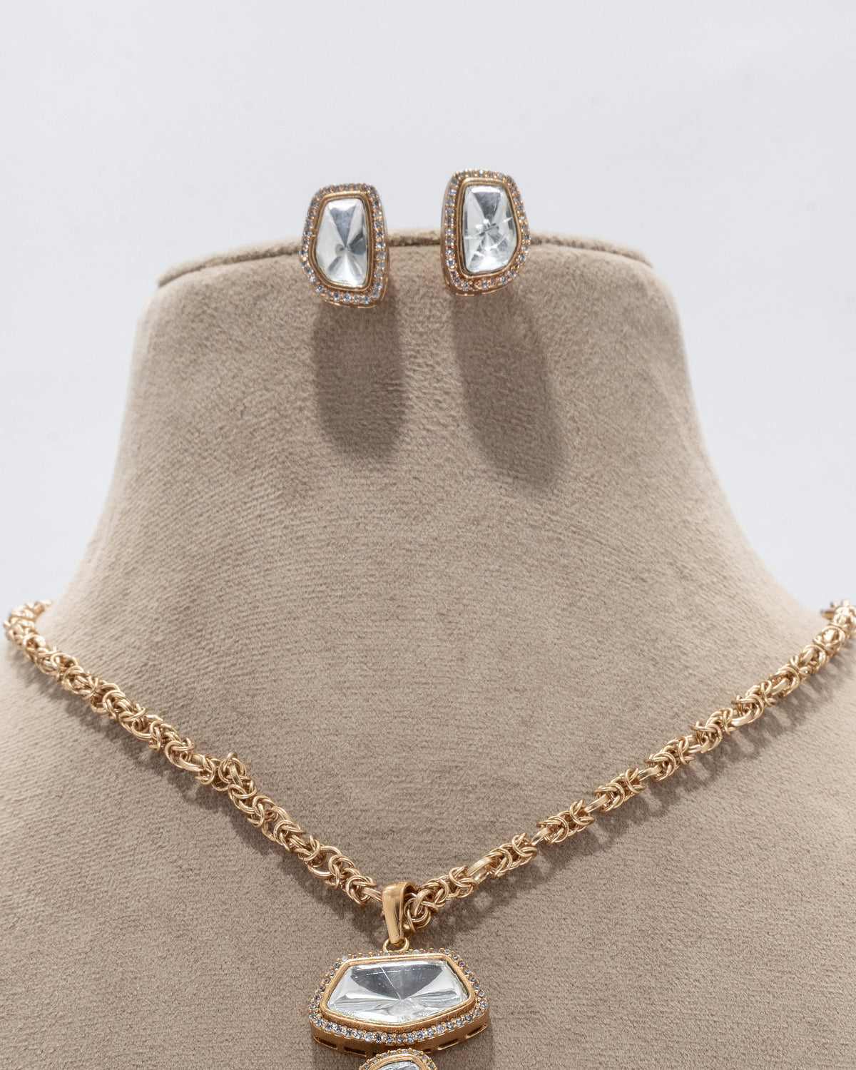Elegant Gold-Plated Necklace and Earring Set with Clear Crystal Accents