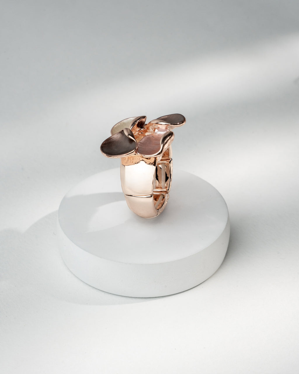Elegant Rose Gold Floral Statement Ring