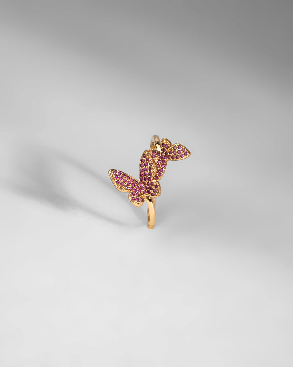 Exquisite Gold Butterfly Ring with Pink Gemstones