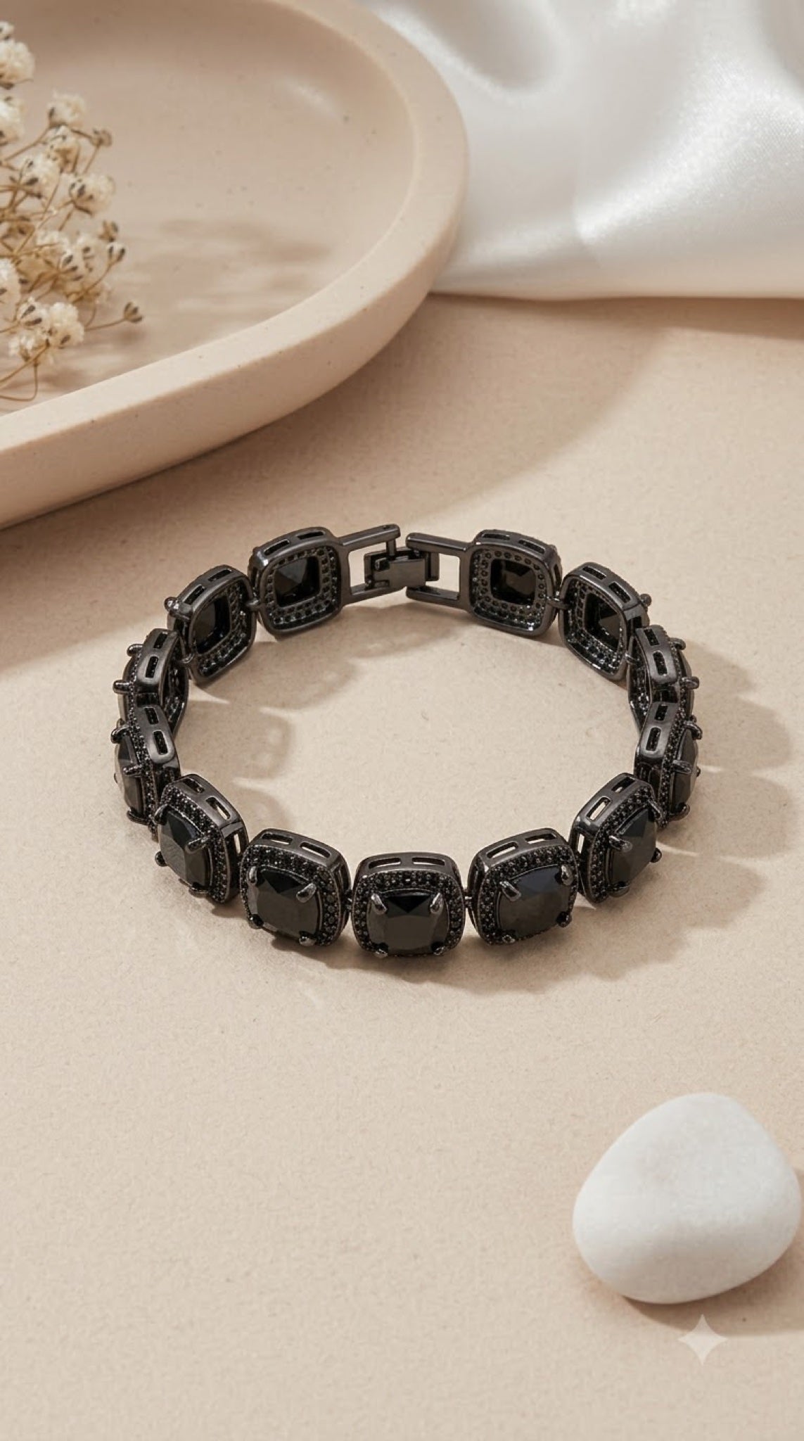 Gunmetal bracelet with black cushion-cut stones - view 2
