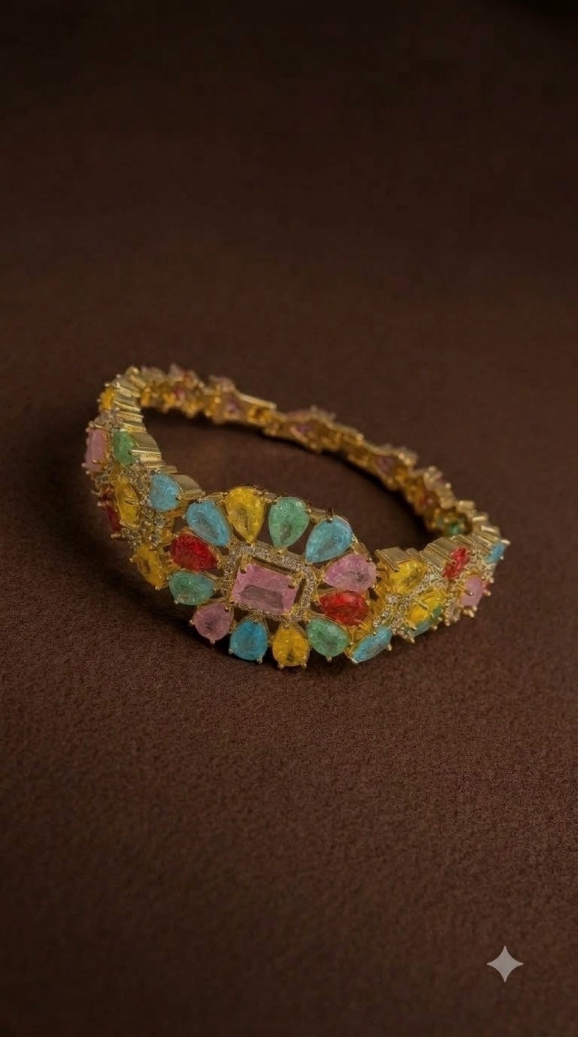 Gold-tone bracelet with pastel multicoloured stone starburst - view 2