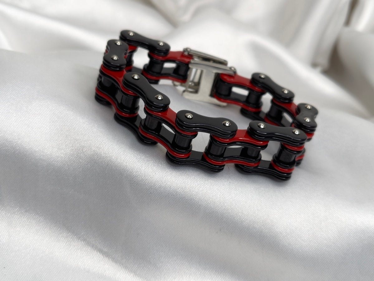 Black-finish and red bike chain link bracelet with silver-tone fold-over clasp - view 3