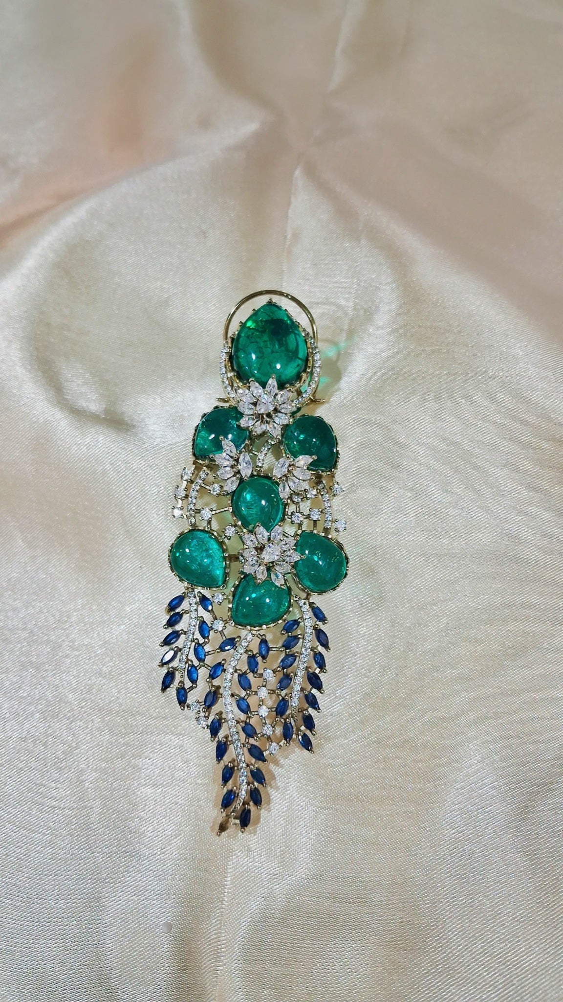 Long fringe earrings with emerald-green stones and blue marquise cascade - view 2
