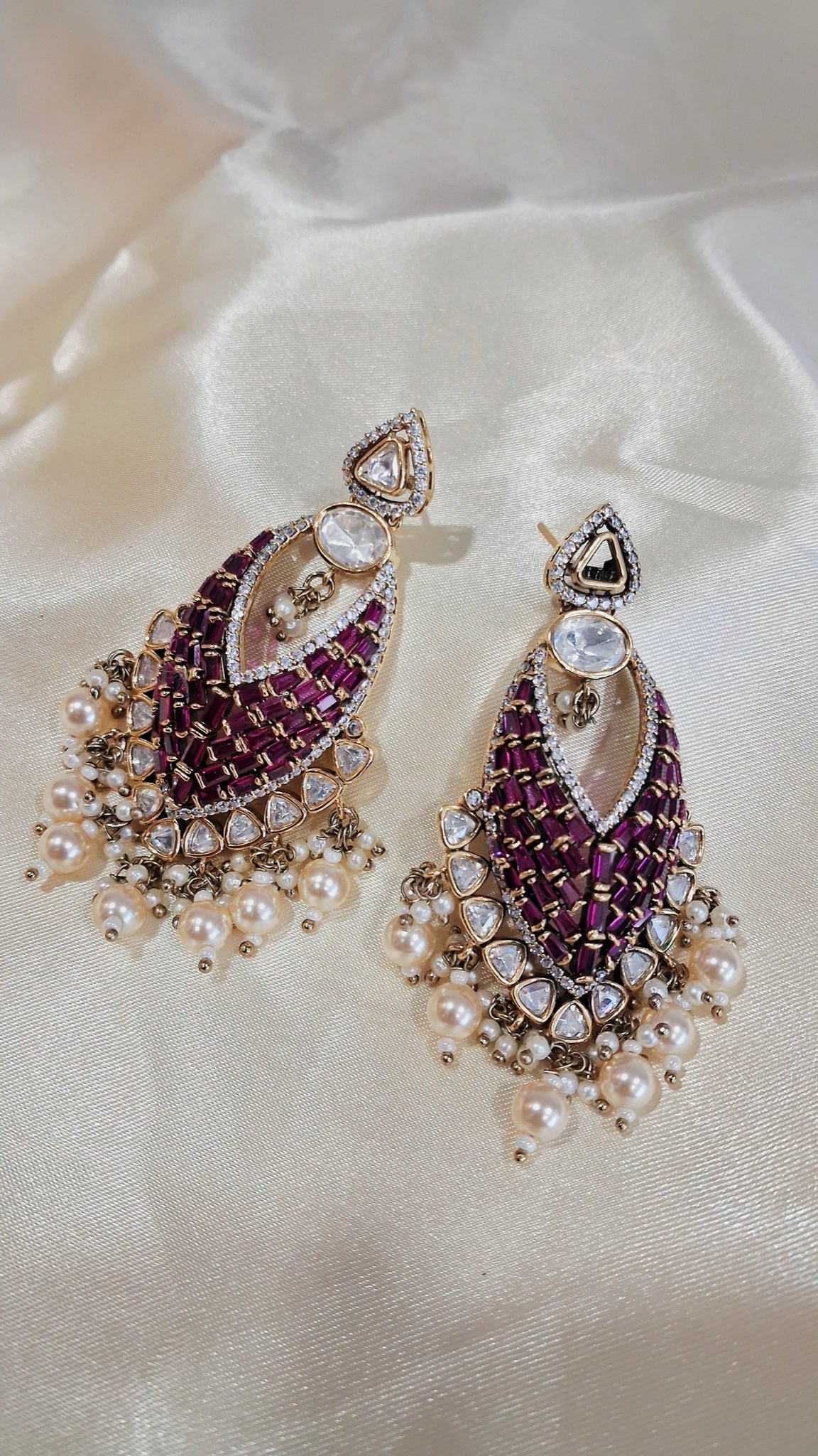Kundan chandbali earrings with ruby-red baguette stones and faux pearl fringe - view 3