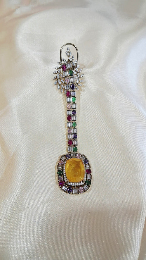 Long linear earrings with canary-yellow stone and multicolour baguettes - view 2