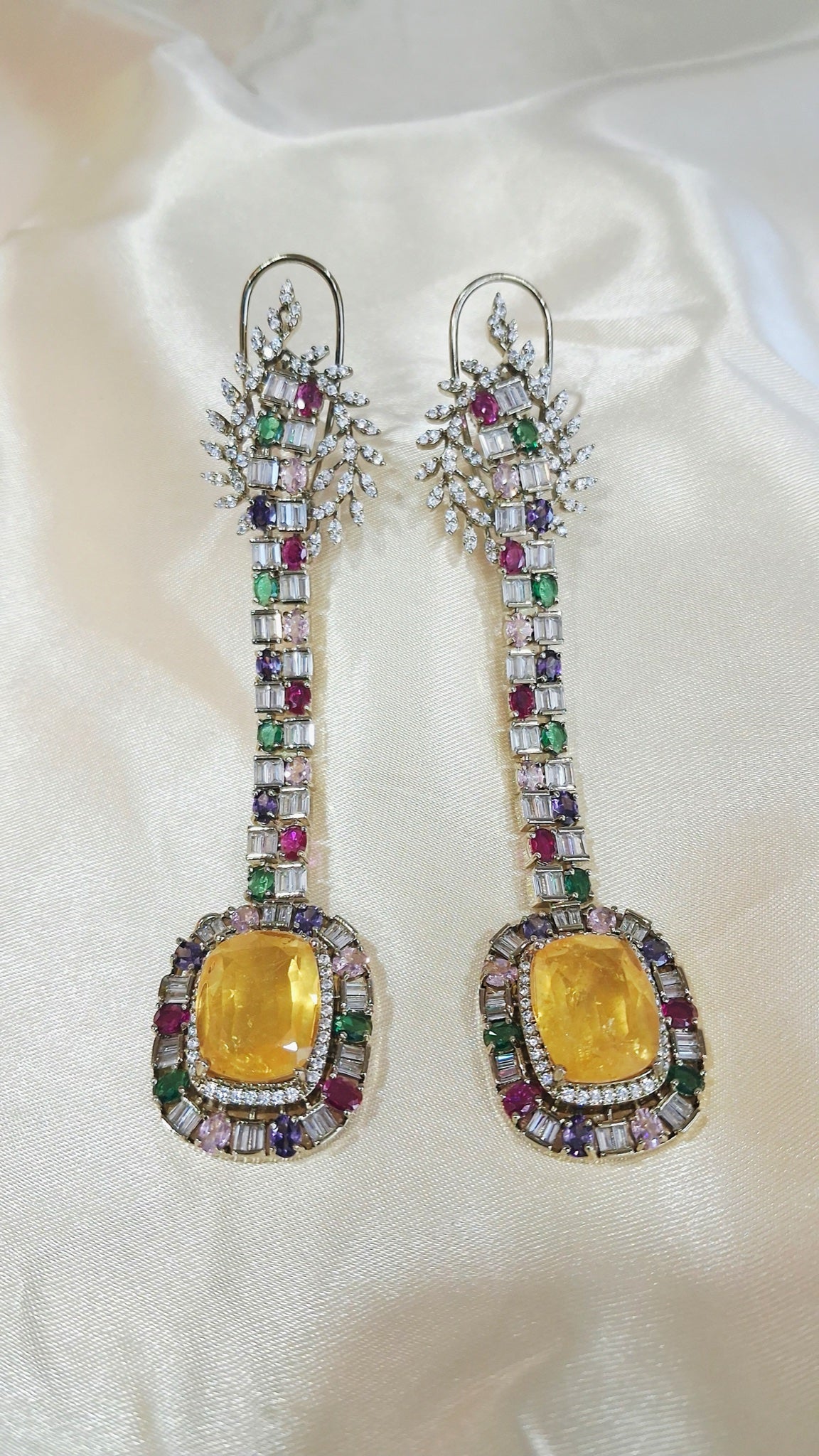 Long linear earrings with canary-yellow stone and multicolour baguettes - view 3
