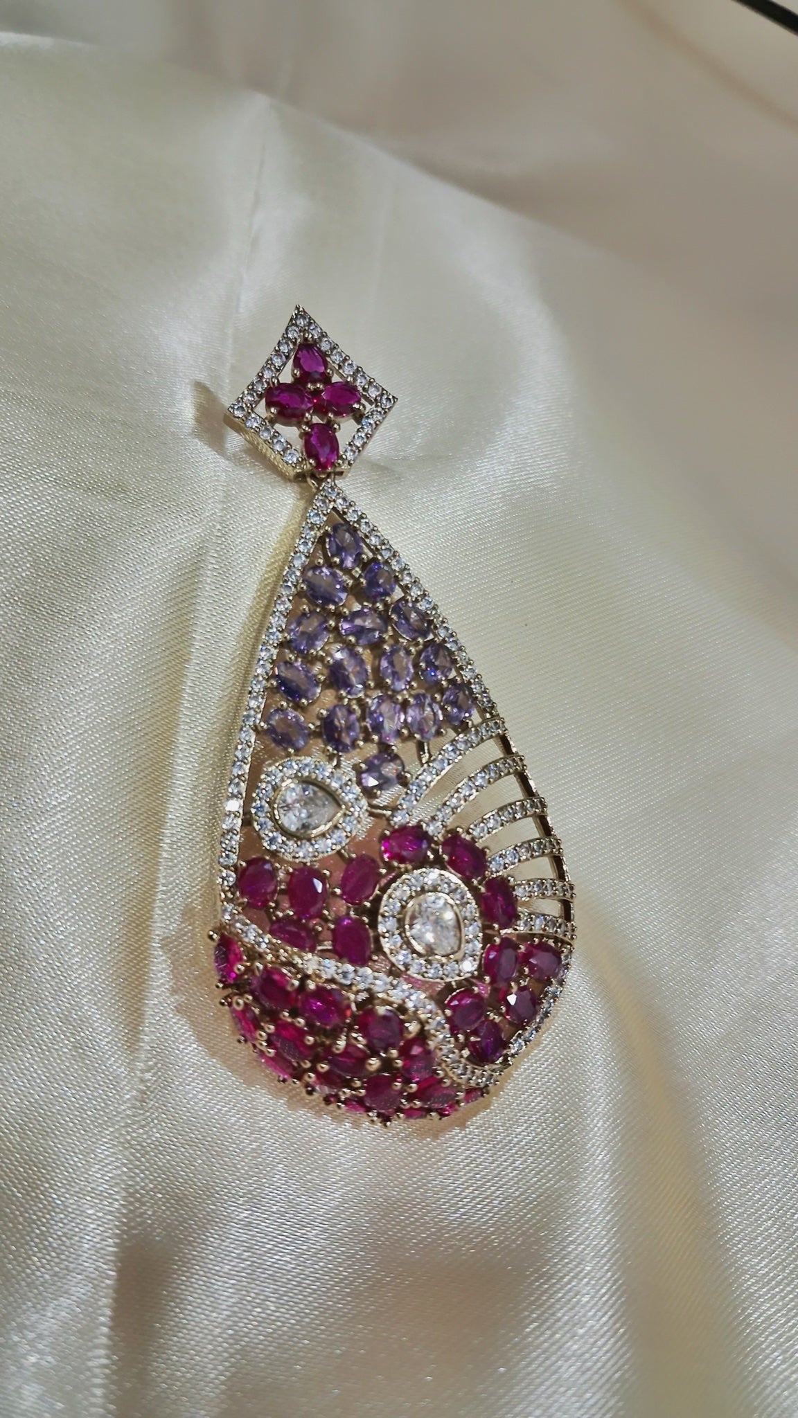 Teardrop earrings with lilac and ruby-pink stones and crystal waves - view 2