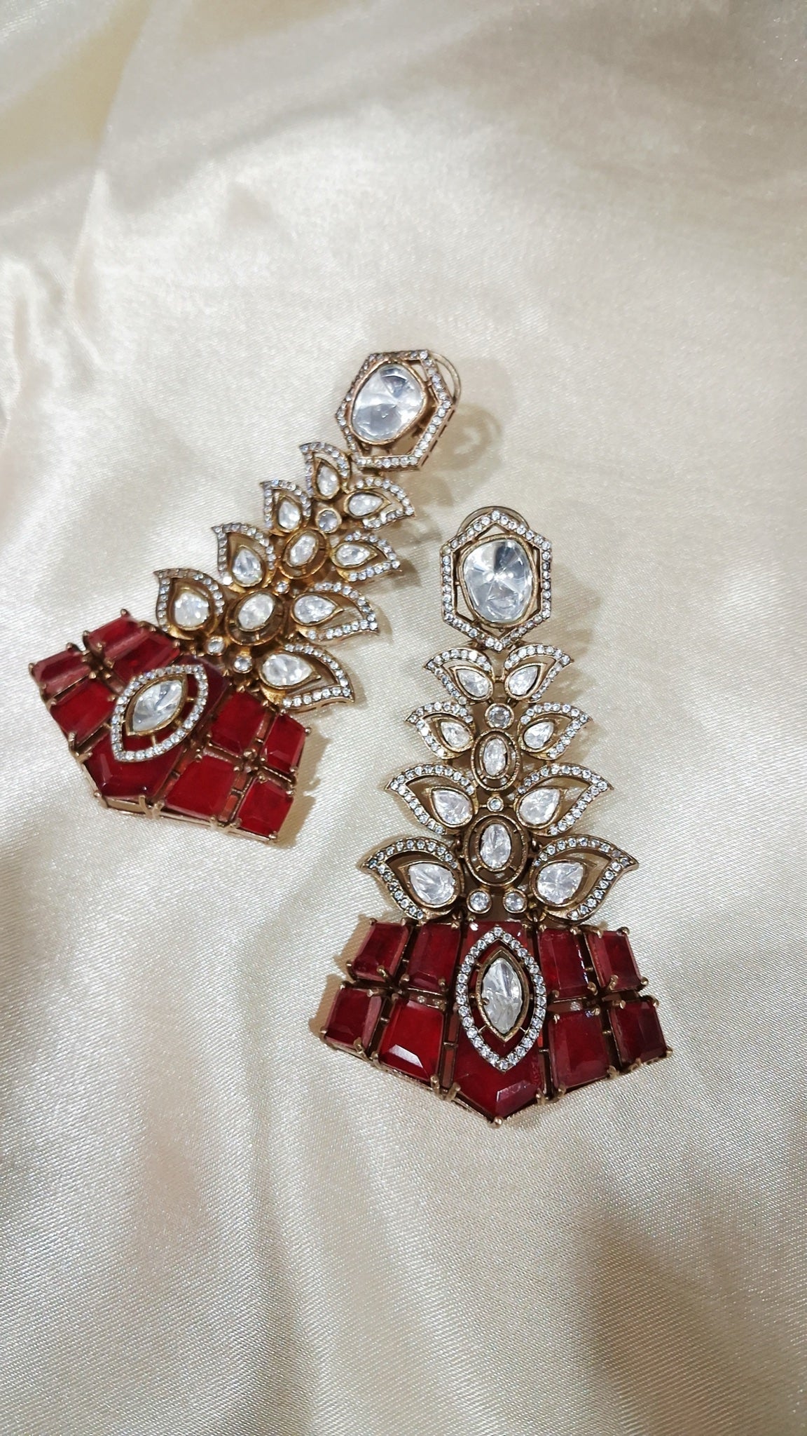 Antique gold-tone tiered earrings with polki-look stones and red base - view 3