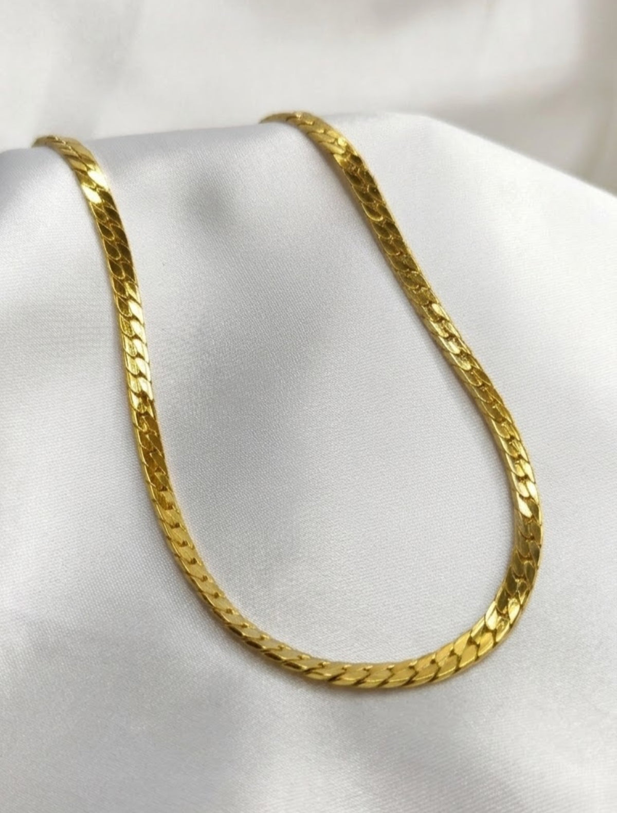 Gold-tone slim diamond-cut curb chain - view 2