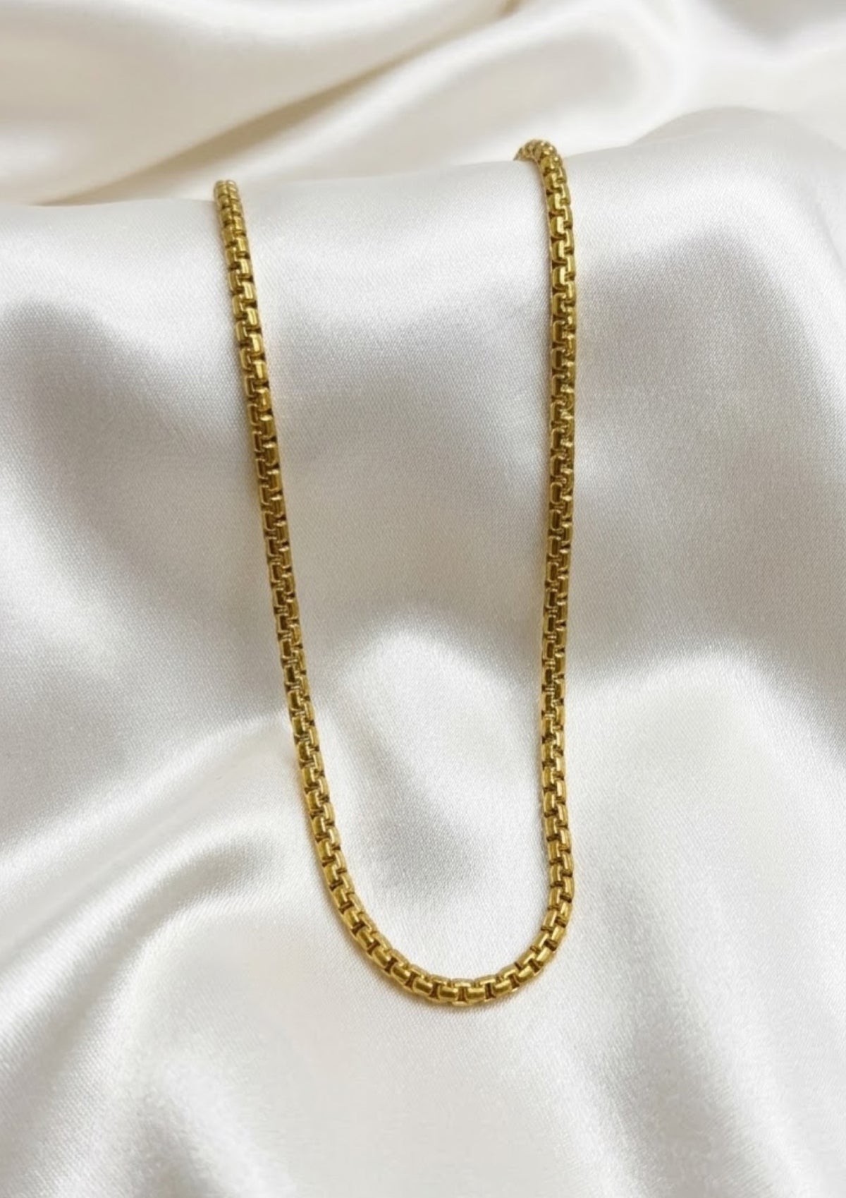 Gold-tone Venetian box chain - view 2
