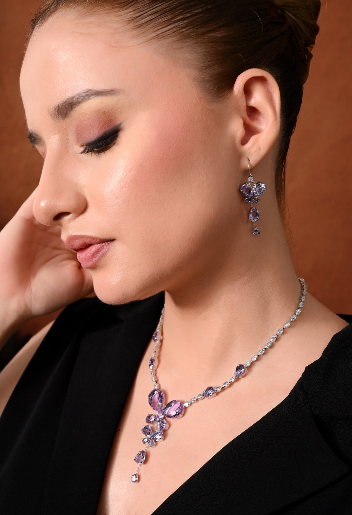 Silver-tone lavender heart crystal necklace and drop earrings set - view 4