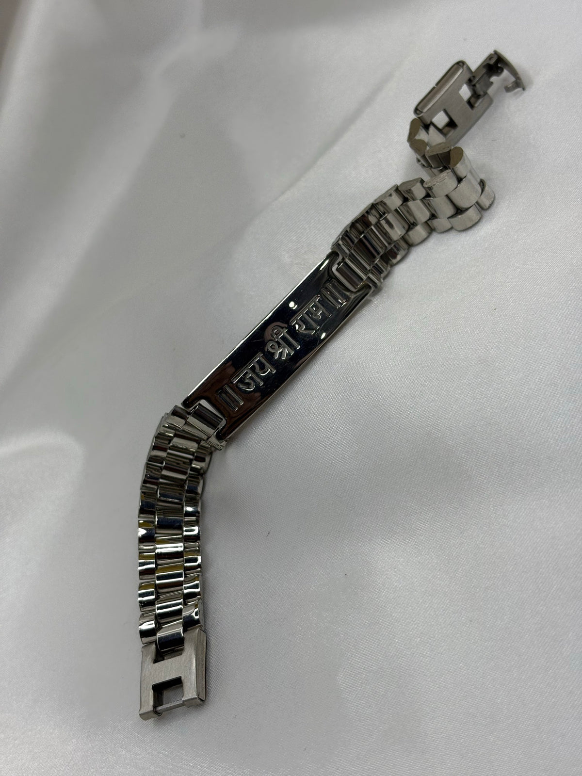 Silver-tone president-link bracelet with Jai Shree Ram bar