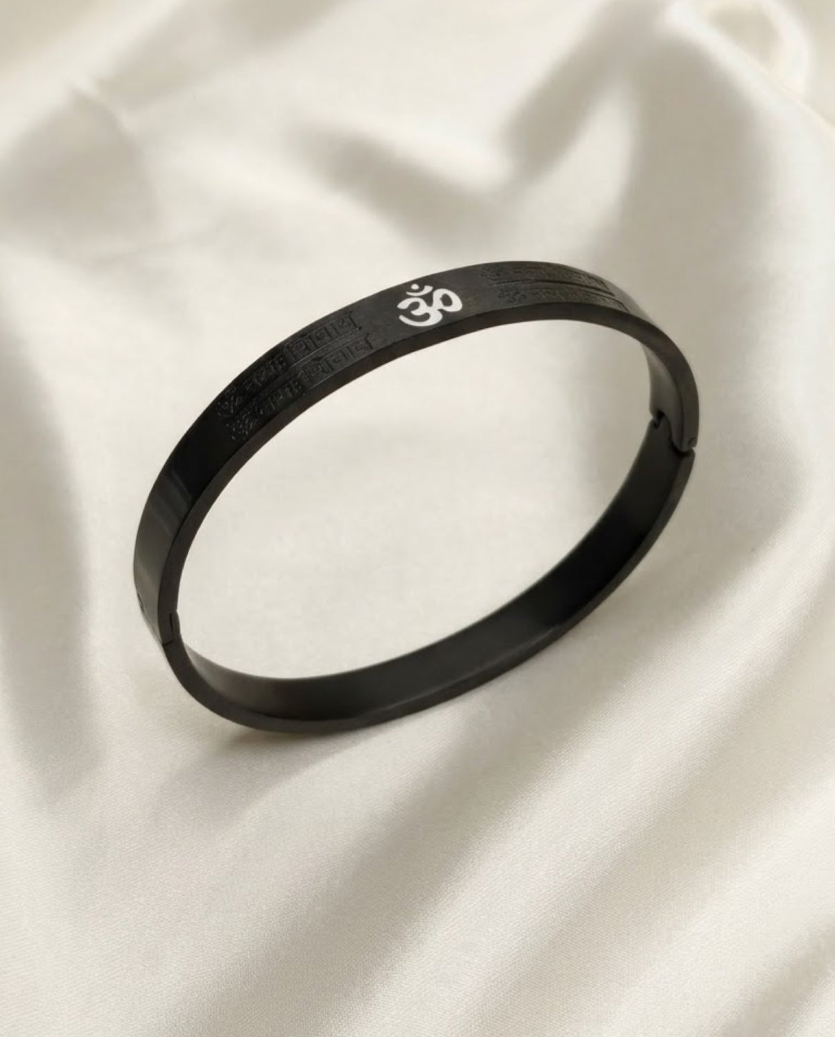 Om mantra engraved kada bracelet with black Om symbol and Devanagari script panels - view 4