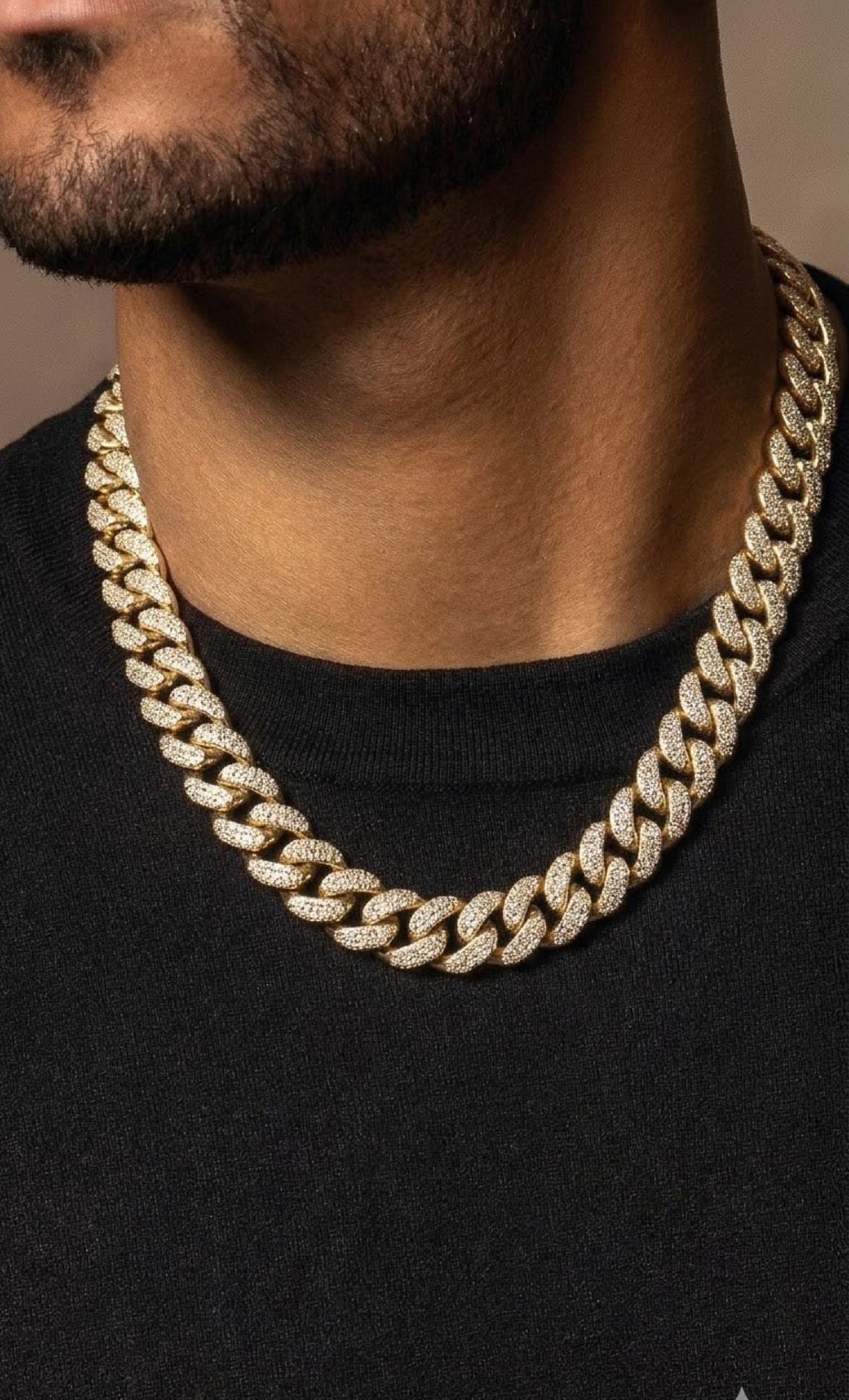 Iced Miami Cuban chain with CZ pavé - view 3