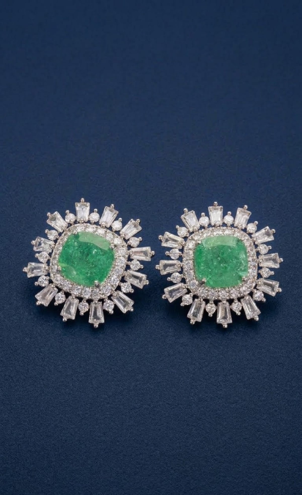Silver-tone necklace set with mint-green stones and starburst stud earrings - view 2