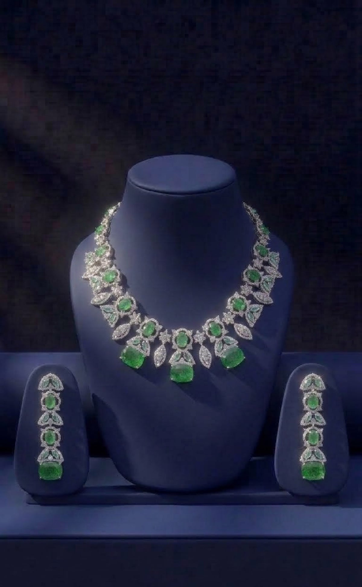 Silver-tone emerald-green crystal leaf necklace set with long drop earrings