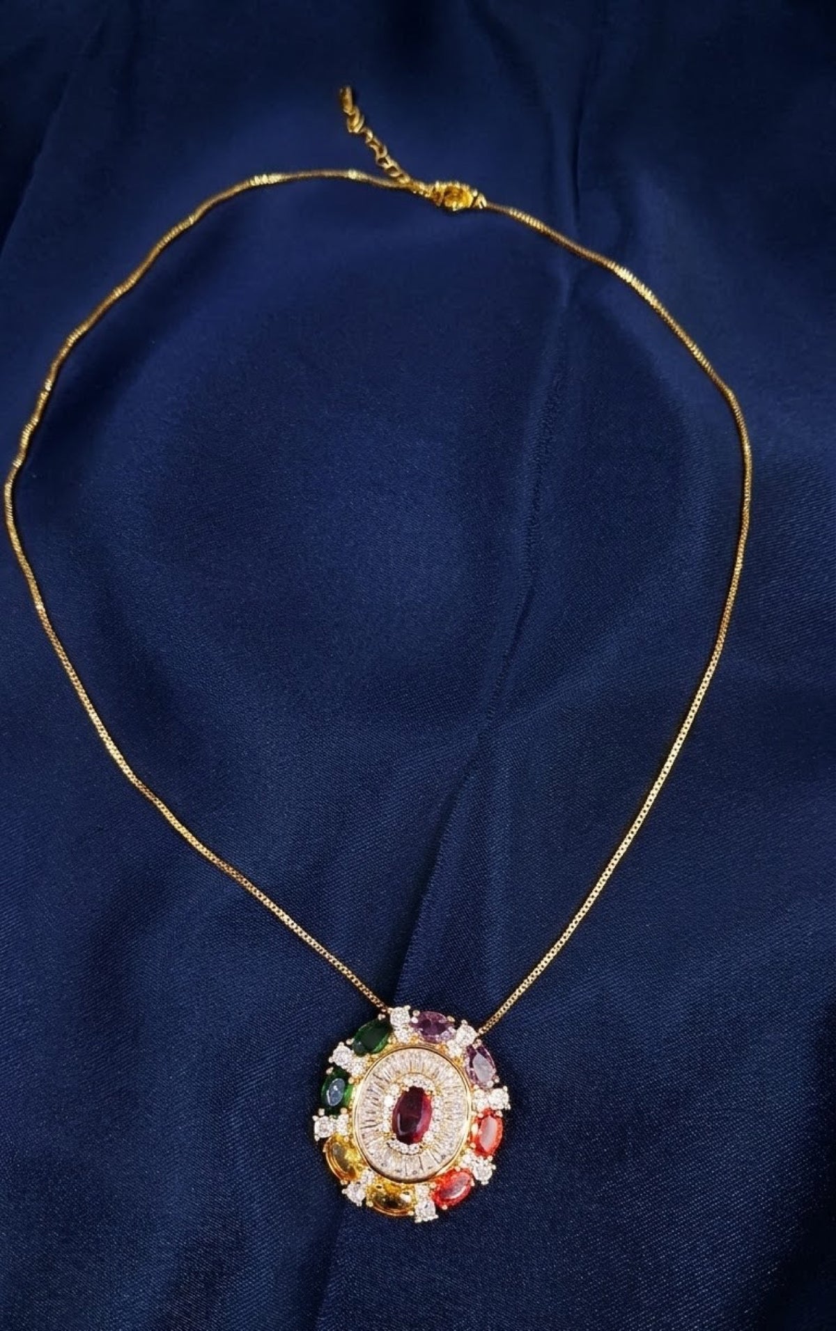 Gold-tone medallion pendant set with multicoloured stones - view 2