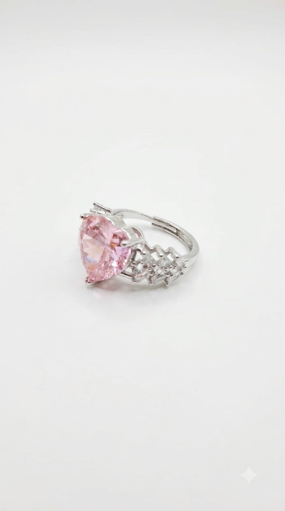 Silver-tone heart-cut crystal ring with stepped baguette diamond-look shoulders - view 4