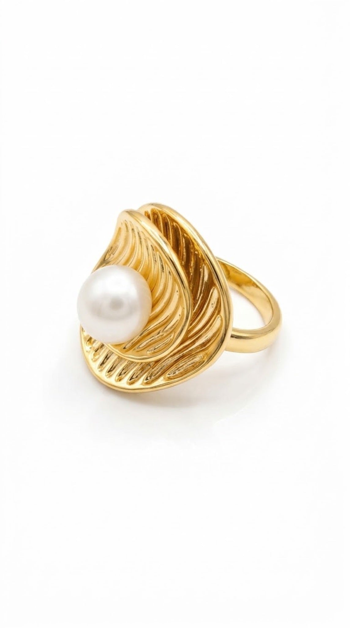 Gold-tone seashell ring holding a single faux pearl - view 3